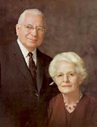 AU0001.jpg (27982 bytes)